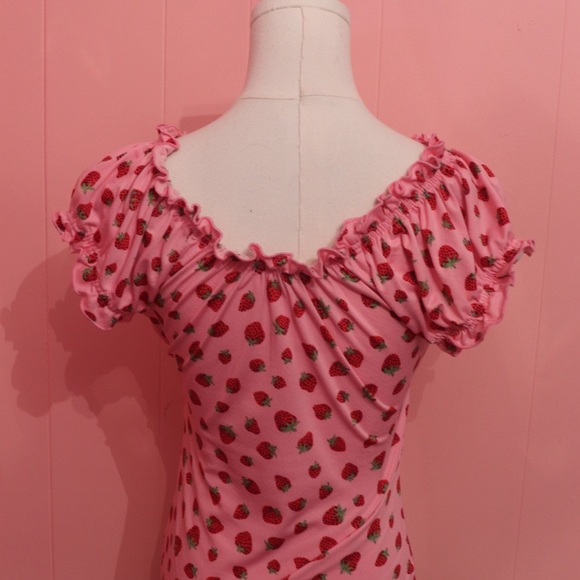 Pink Strawberry Print Women's Top - Picture 4 of 4